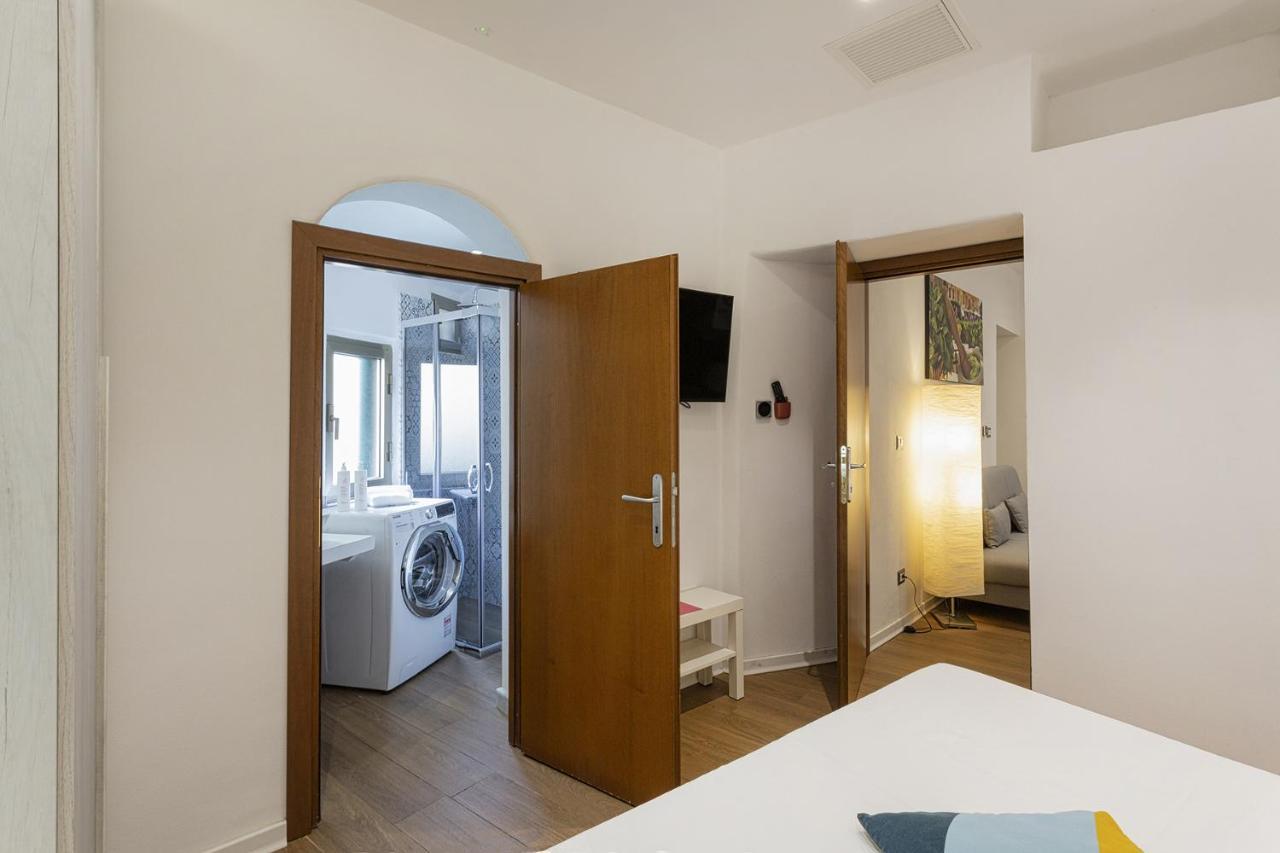 Family Flat In The City Center By Wonderful Italy Genua Exteriör bild